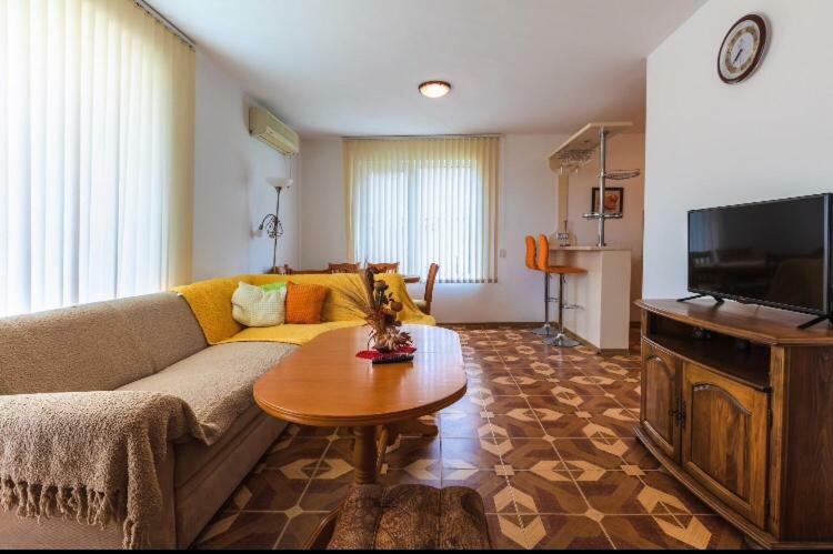 Duplex Apartments Święty Włas Zewnętrze zdjęcie